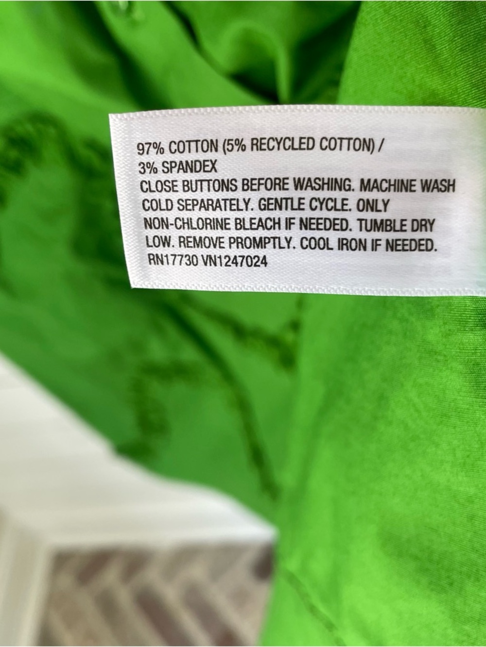 Kate Spade Women’s Green Ruffle-Trim Shirt Dress - Picture 8 of 8